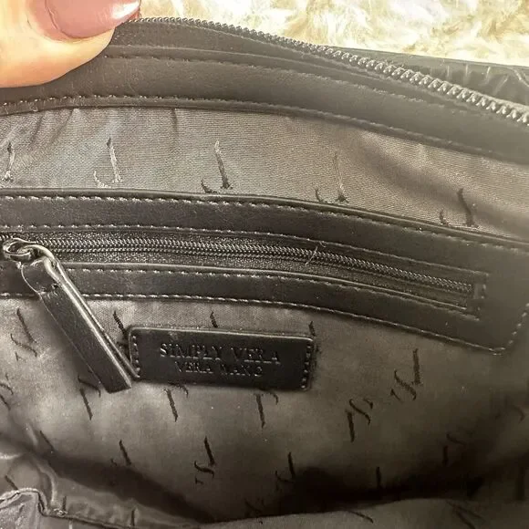 Simply‎ Vera Wang Purse Shoulder Bag Black Imitation Leather Chain/Adjustable - Picture 3 of 7